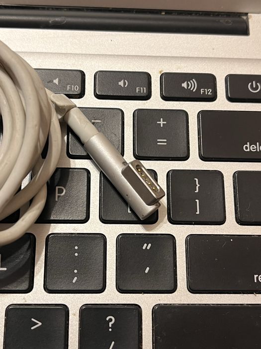 Зарядка magsafe 1 60w для MacBook  pro 2008-2011