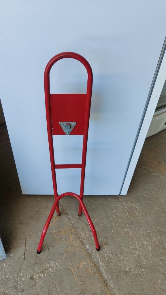 Suporte de extintor usado