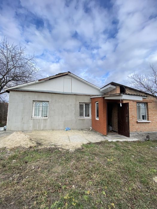 Продаж частини будинку