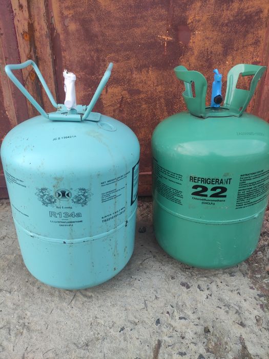 Фреон 22 та 134.