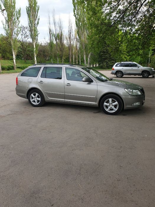 Продам Skoda Octavia 1.6 дизель dsg7 2012р