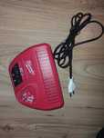 Ladowarka Milwaukee m12 c12c