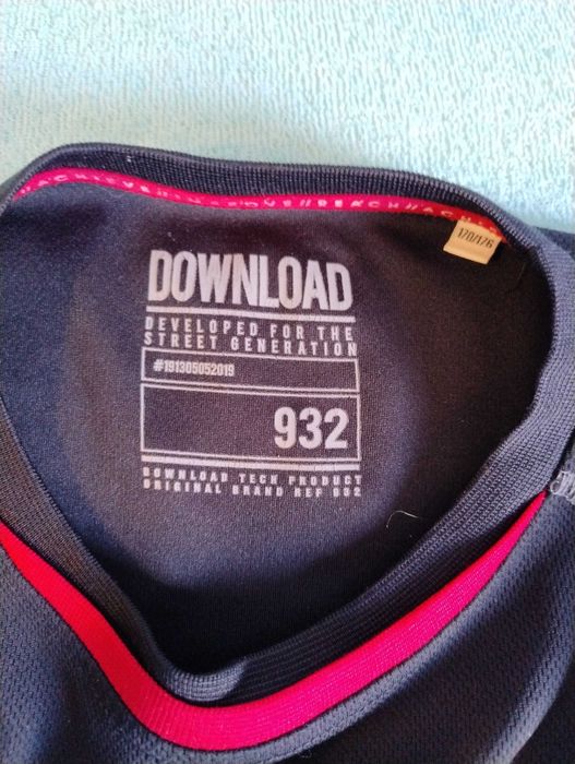 Download czarna koszulka sportowa męska