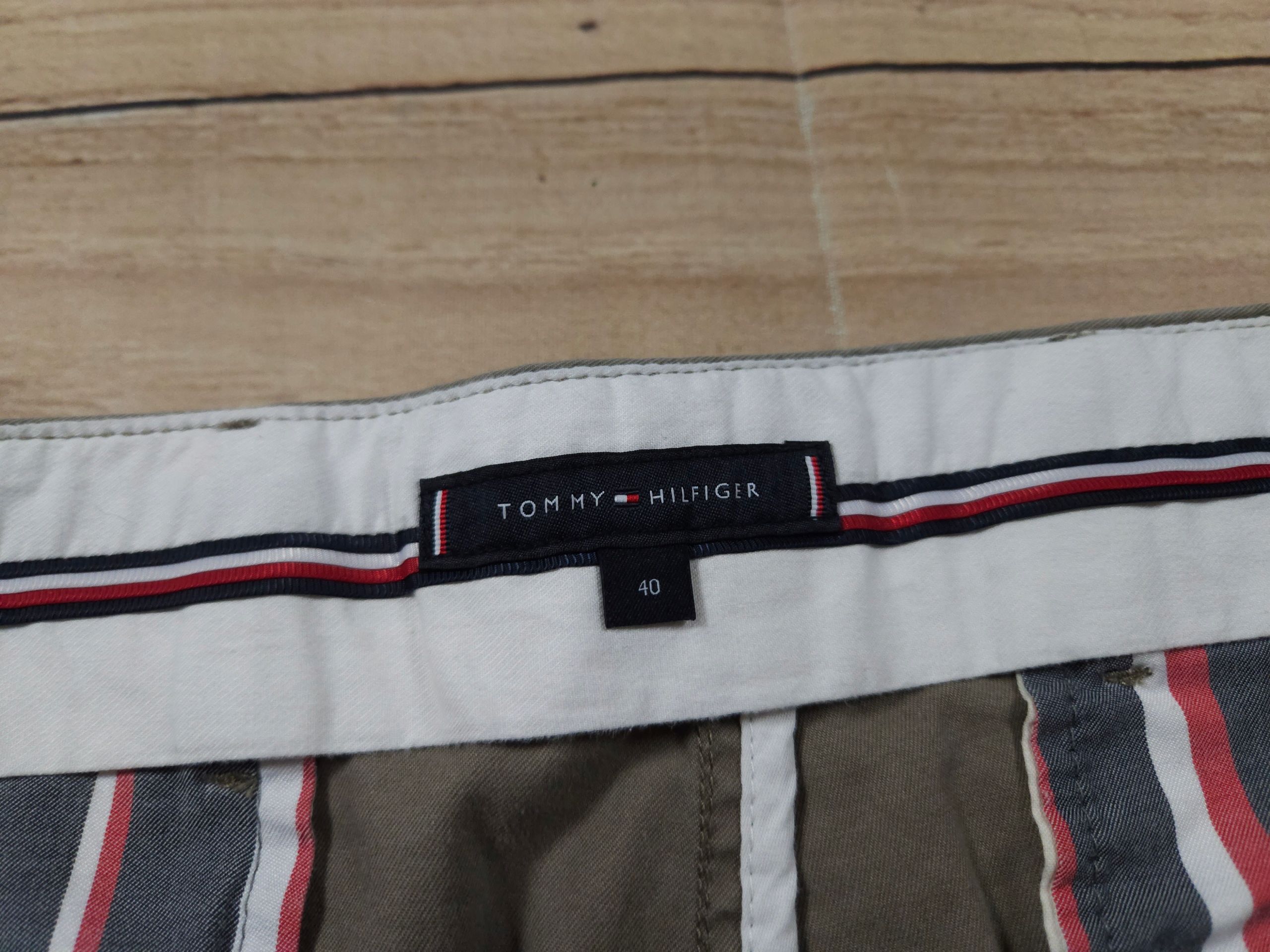 TOMMY HILFIGER Brooklyn Short Spodenki Chinos Męskie Logowane r. 40