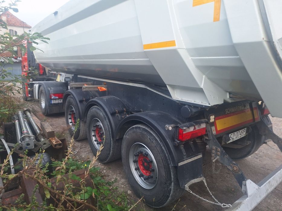 Naczepa stalowa schwarzmuller 26m3