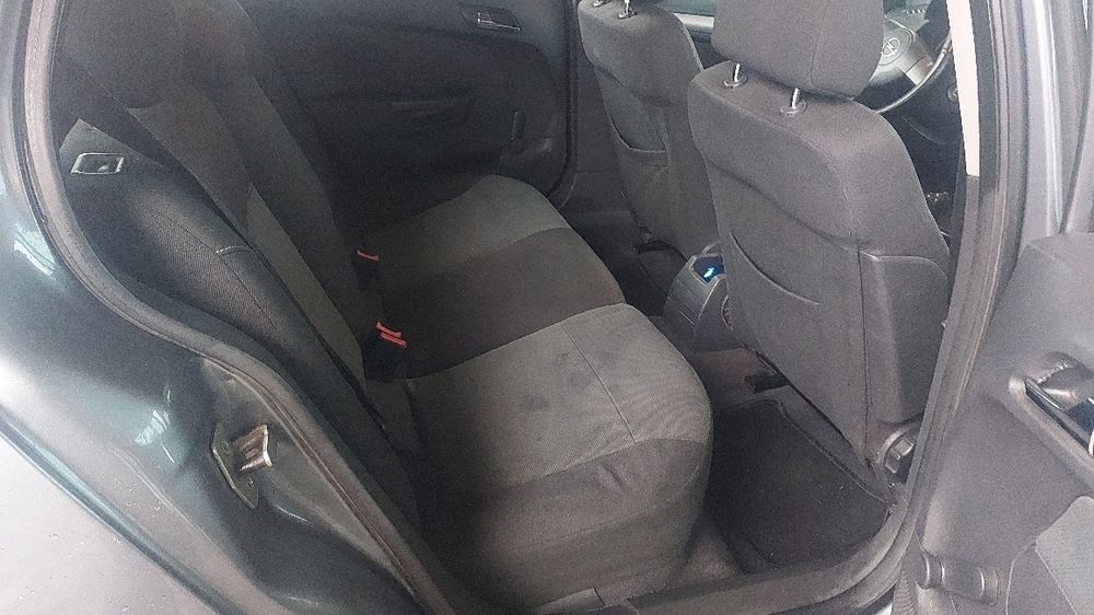 Opel Astra H caravan