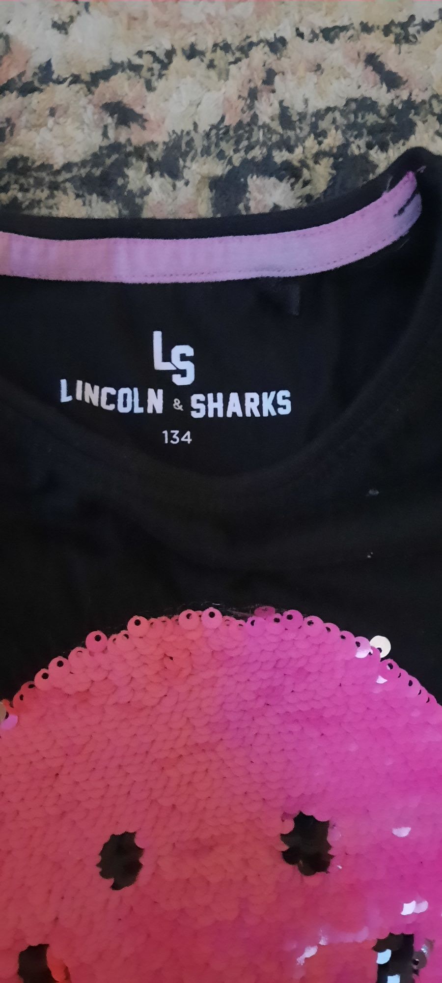 Bluzka dla dziewczynki 134 Lincoln and Sharks, długi rękaw
