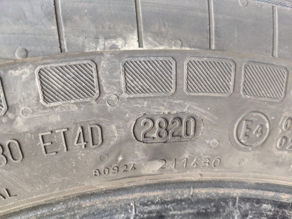 235/65R16C Continental 20рік