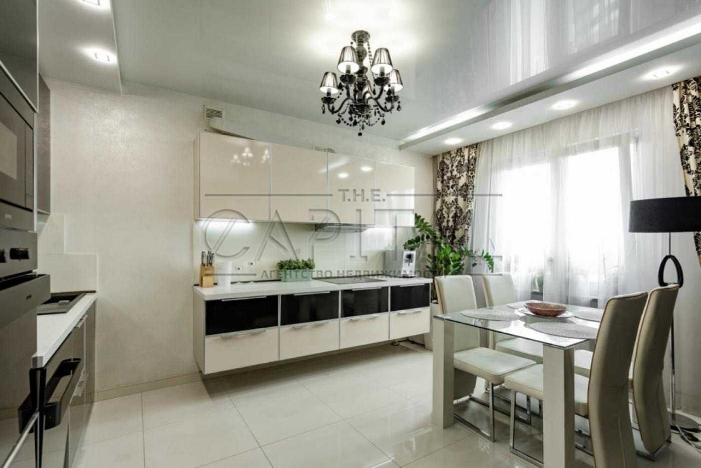 Продаж / Квартира/90,8 м2/Дарницький район/вул. Драгоманова, 1Л
