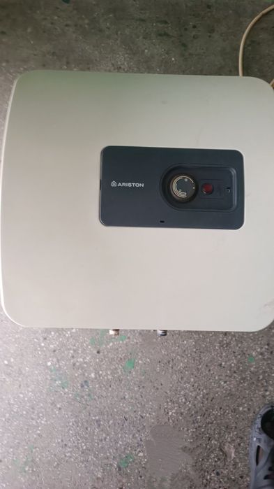 Бойлер Ariston 30 б/у