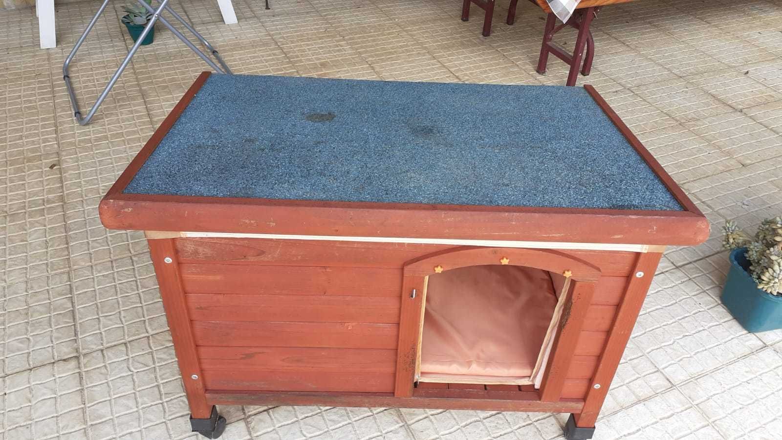 Casota para cão de pequeno porte