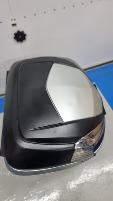 Kufer givi maxia V56 led