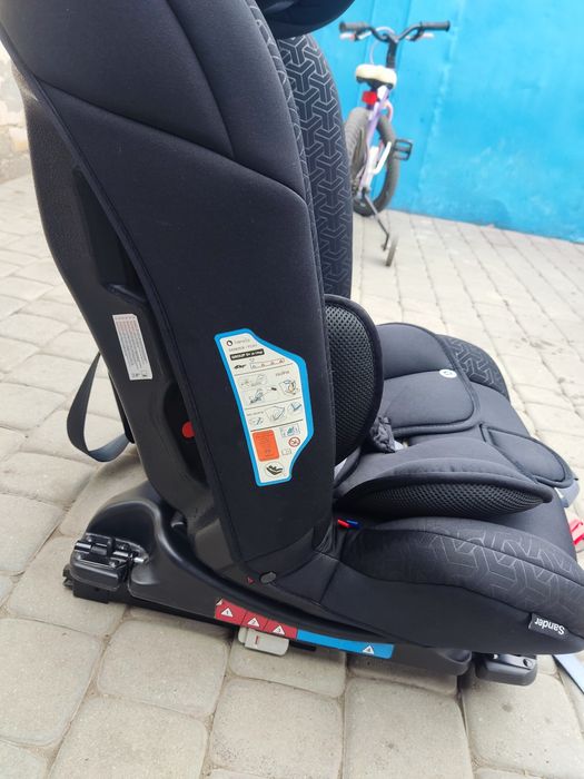 Автокрісло дитяче