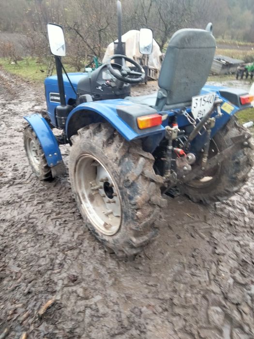 Продам трактор дтз