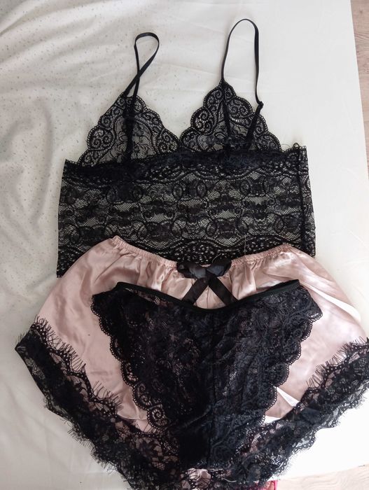 Nowy zestaw bielizny plus szlafrok