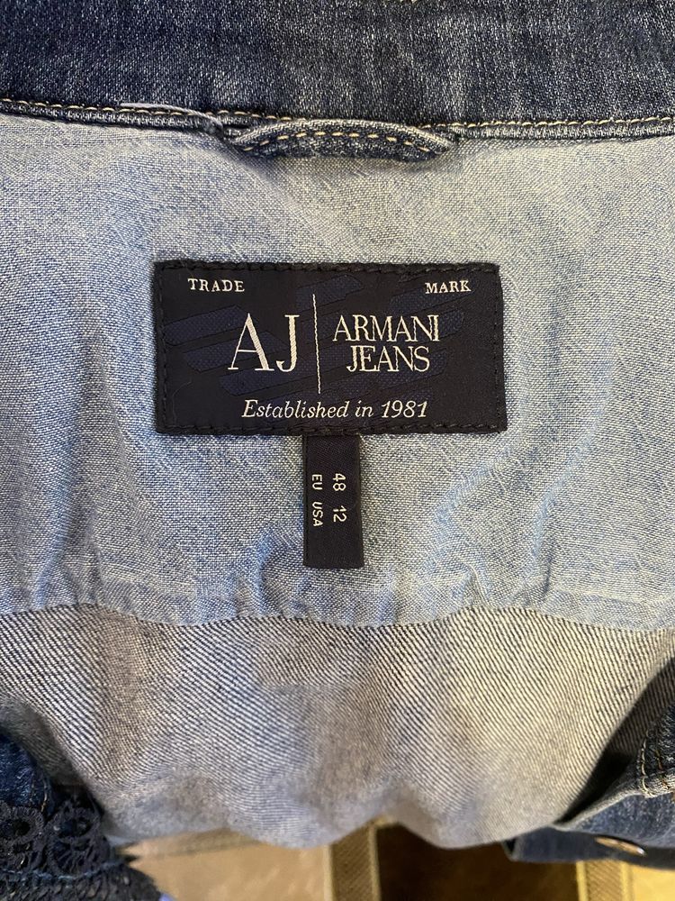 Джинсова куртка Armani Jeans 48 р.