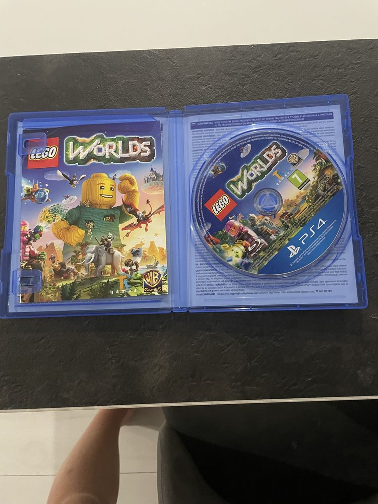 Gra lego worlds ps4 jak nowa