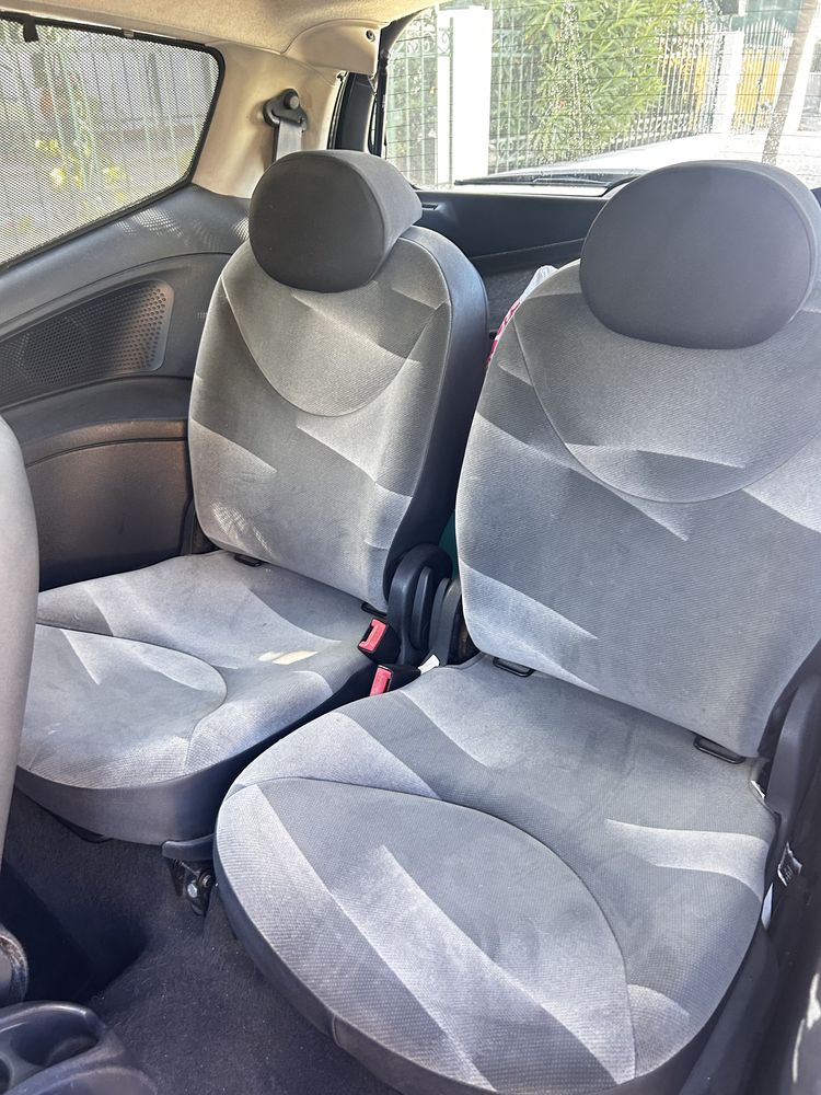 Vendo carro Citroen c2