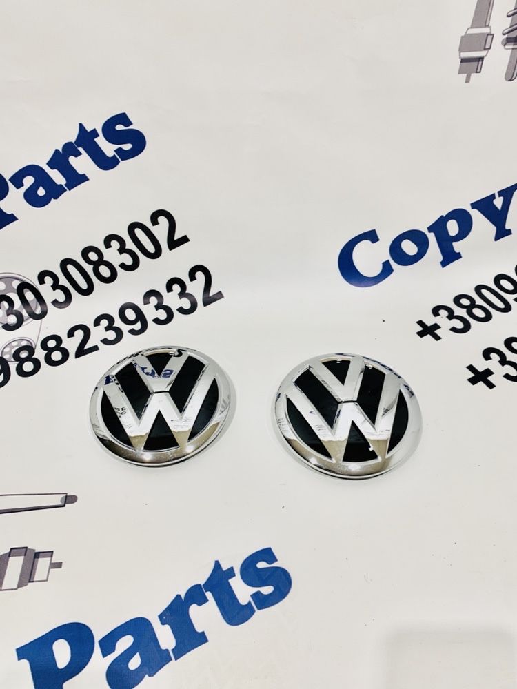 Volkswagen Jetta 2011, 2014, 2017 Эмблема, значок в решітку радиатора