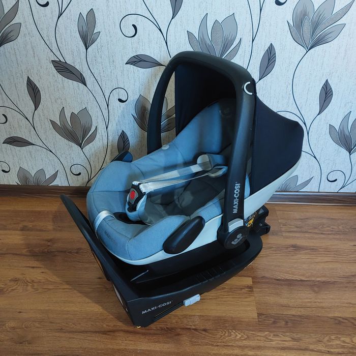 Wózek dziecięcy 4w1 Riko Qubus Maxi-Cosi baza nosidełko