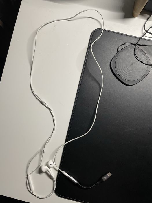 Sluchawki earpods jack 3,5 mm/przejsciowki usb c , lighting