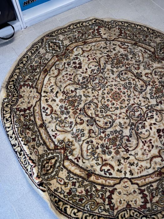 Tapete tipo  arraiolos