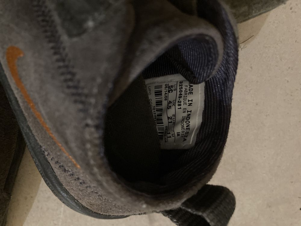 Ténis da Nike de criança n 21 em bom estado