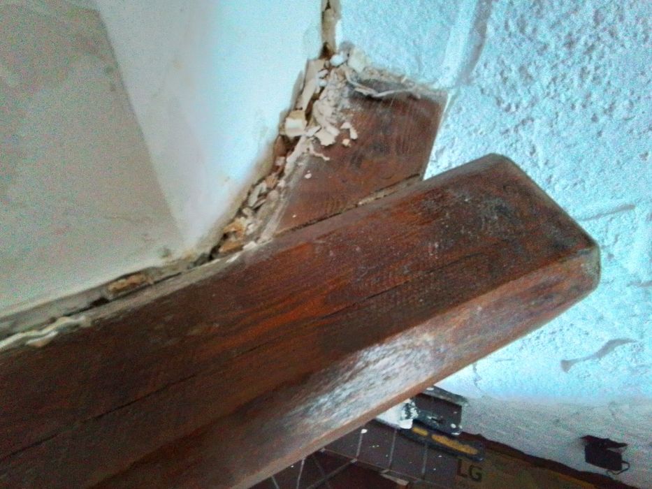 Drewniana belka do kominka Stare drewno z klimatem