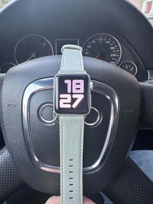 Apple Watch 3  38 mm 97%
