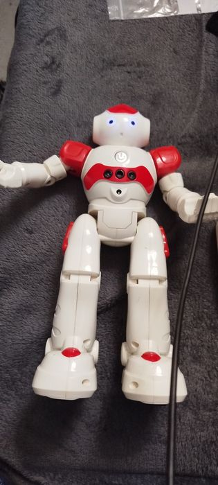 Brinquedo robot   criança