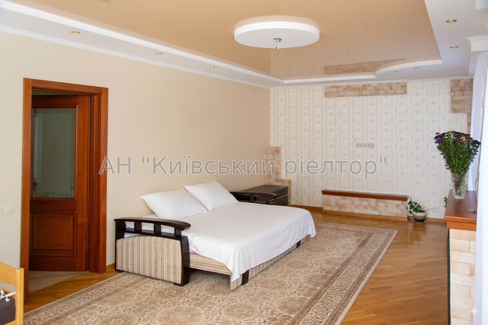 Без комісії.Продам будинок в Дніпровському районі, вулиця Профспілкова