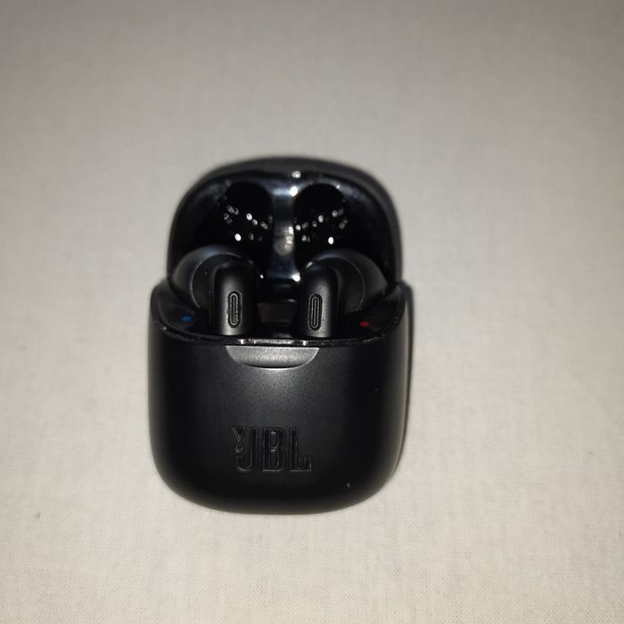 słuchawki JBL TUNE220TWS