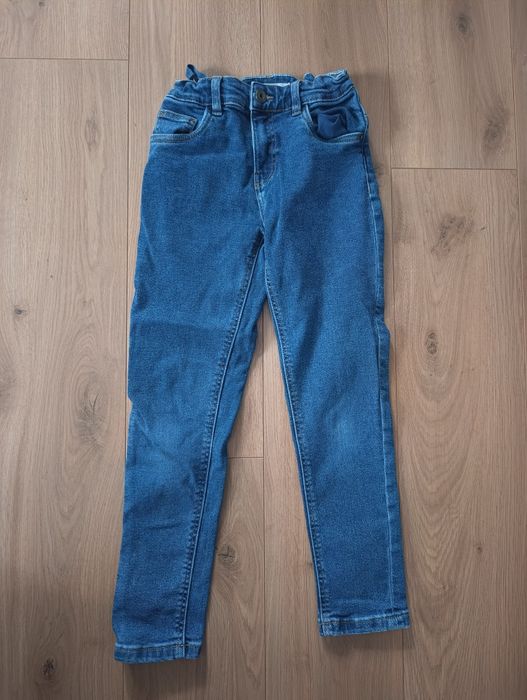 Jeansy rozm. 146 Reserved
