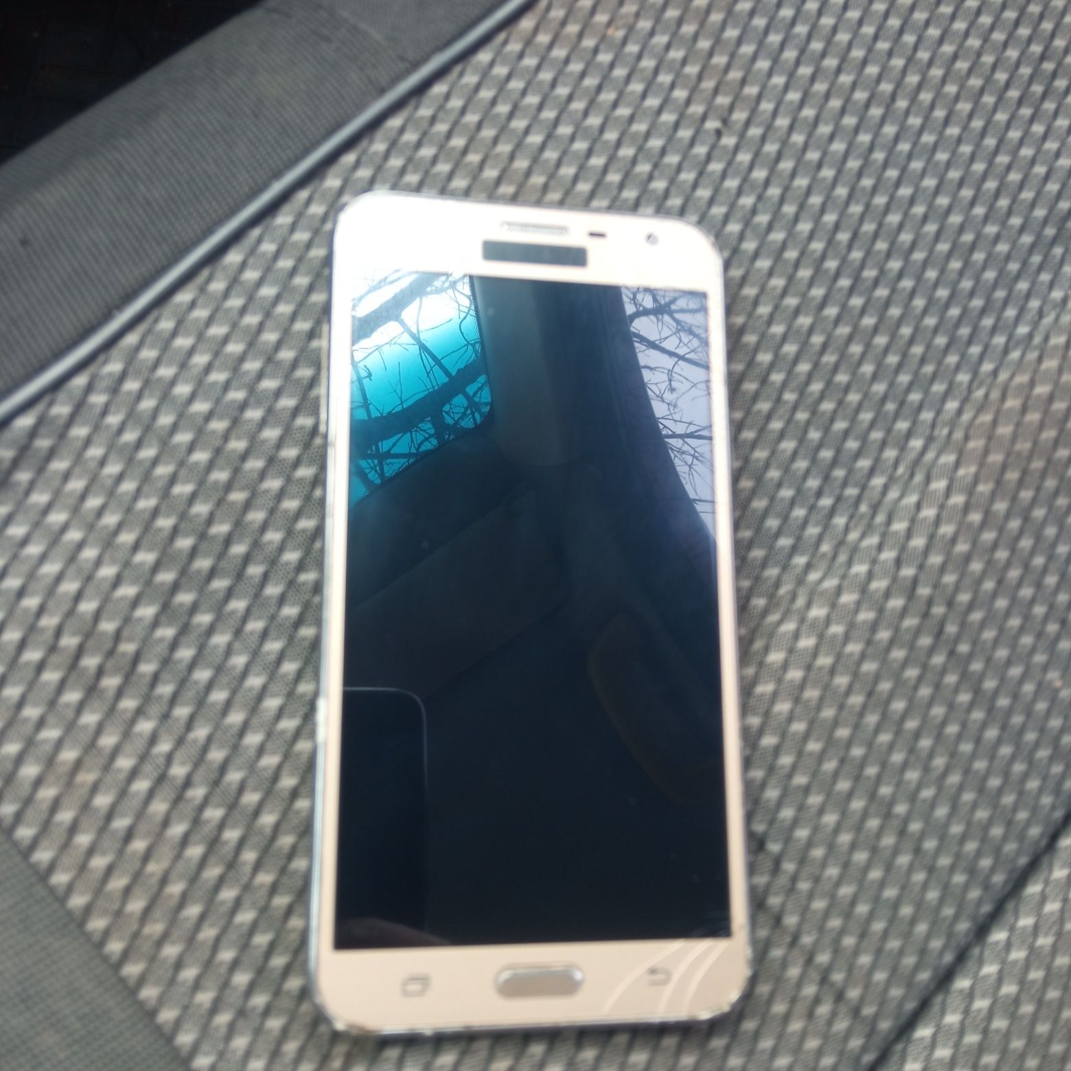 Samsung galaxy j7