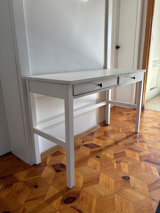 Biurko Ikea Hemnes