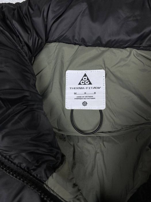 Жилетка чорна NIKE ACG/безрукавка найк асг