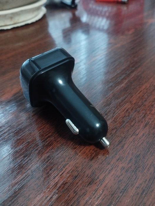 Автомобільний FM модулятор