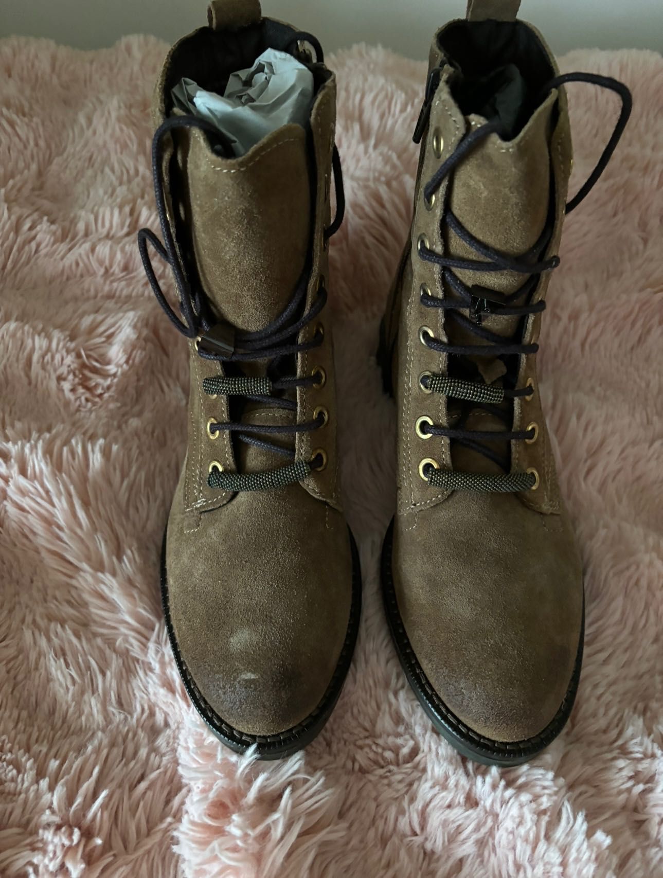 Botas tipo militar de mulher