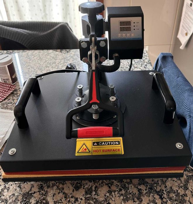 Máquina de sublimação por transferência para t-shirts