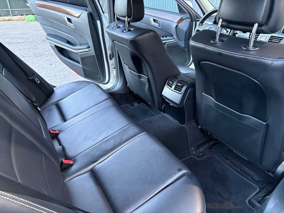 Продам Мерседес-Бенс Е220 CDI