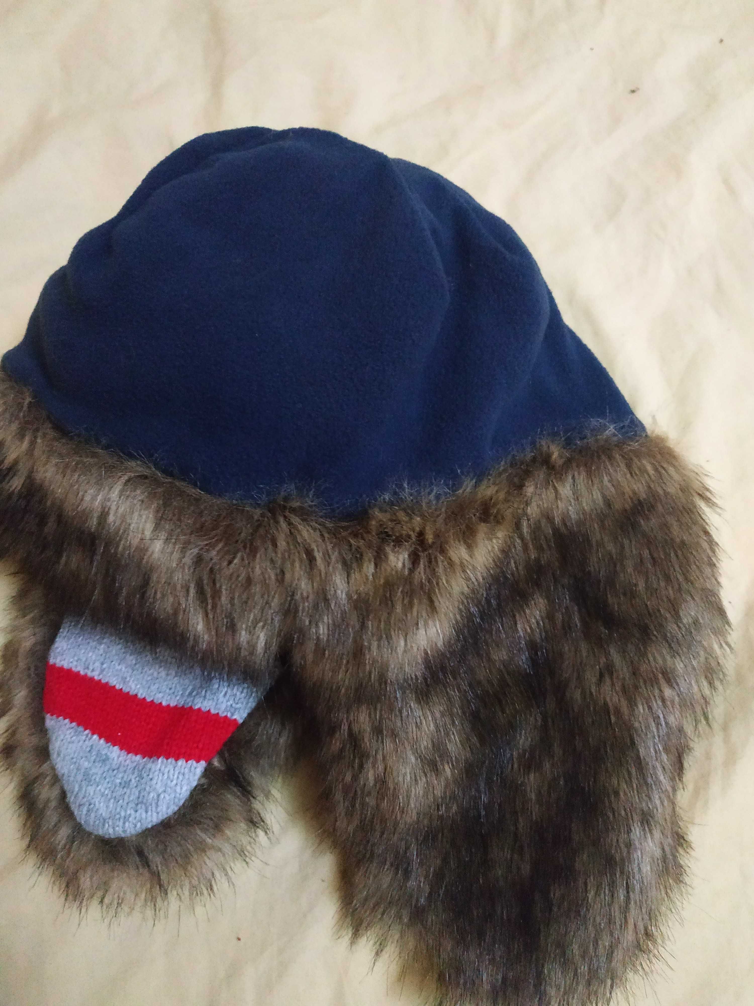 Теплая фирменная зимняя шапка-ушанка GAP