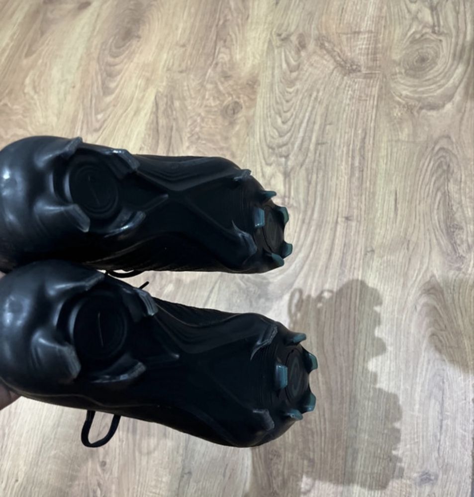 Chuteiras Nike Phantom GX ll Elite