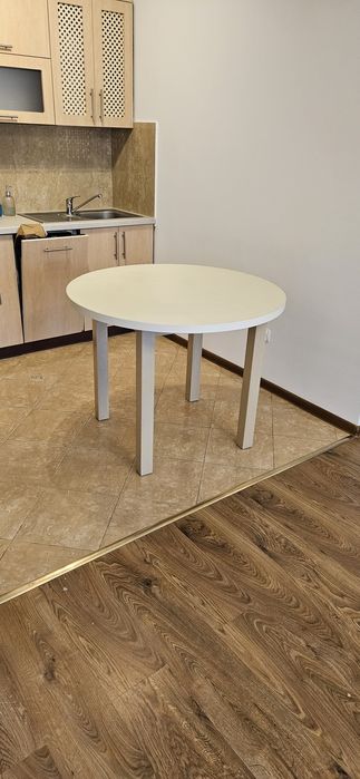 Stół okrągły kuchenny salon