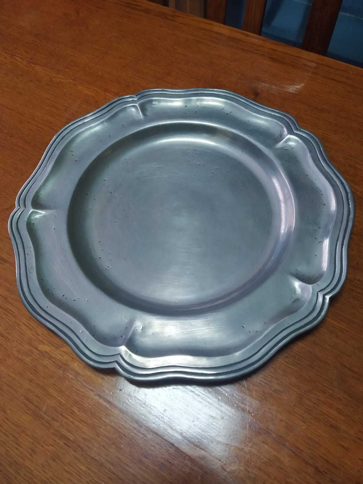 Peças em estanho