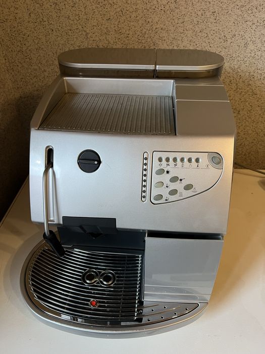 Кавоварка Delonghi de luxe