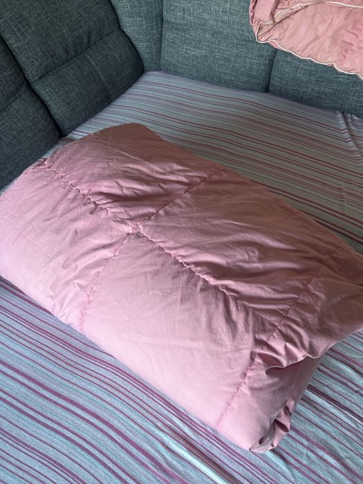 Koldra puchowa i dwie poduszki puchowe