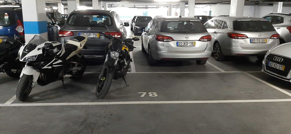 Estacionamento carro ou mota – Olivais - metro de Cabo Ruivo