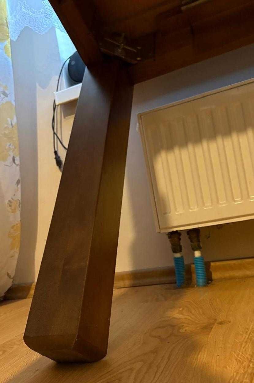 Stół rozkładany znakomitej jakości w bardzo dobrym stanie