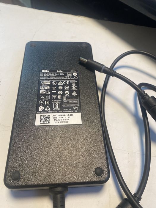 Живлення блок питания DELL 240W Зарядне 7,4*5,0 Оригінал Без предоплат