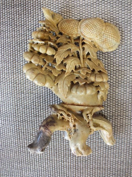 Rzeźba  kamień steatyt (kamień mydlany) Chiny w stylu dynastia Qing L